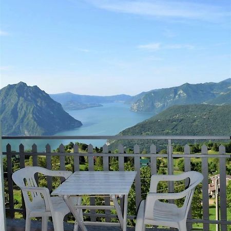Panorama Verde Lago - Mountain Lake Iseo Hospitality Bossico Extérieur photo
